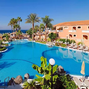 https://sol-sun-beach-apartamentos.adeje-hotels.com